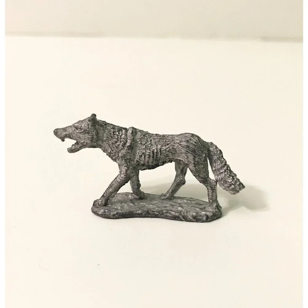 Vtg Wolf Miniature Metal Figure Dungeons And Dragons Role Playing